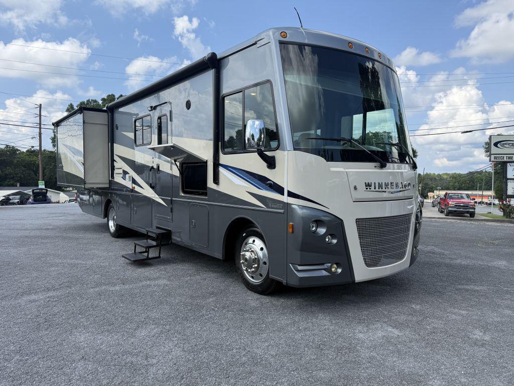 2020 Winnebago Vista 35u
